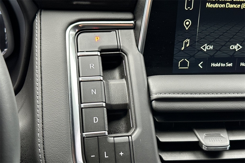 used 2024 GMC Yukon car, priced at $56,904