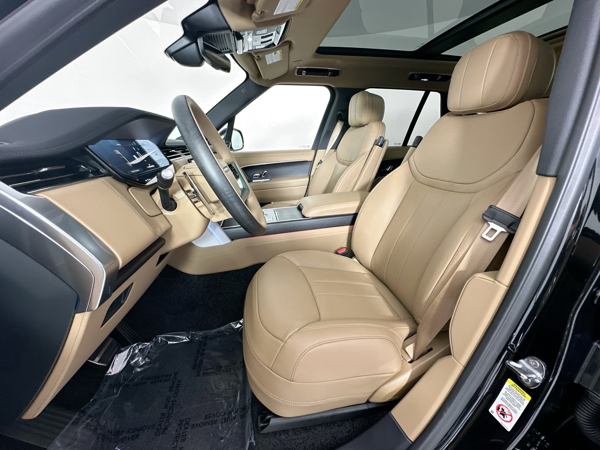 new 2025 Land Rover Range Rover car, priced at $121,330
