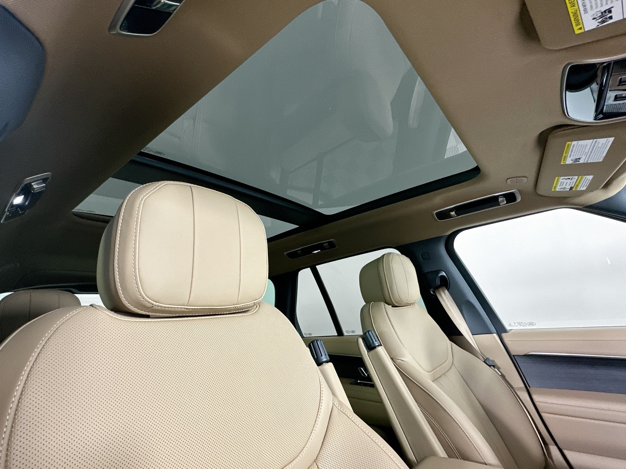 new 2025 Land Rover Range Rover car, priced at $121,330
