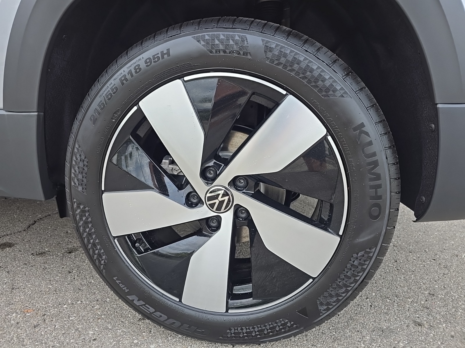 new 2025 Volkswagen Taos car, priced at $27,800