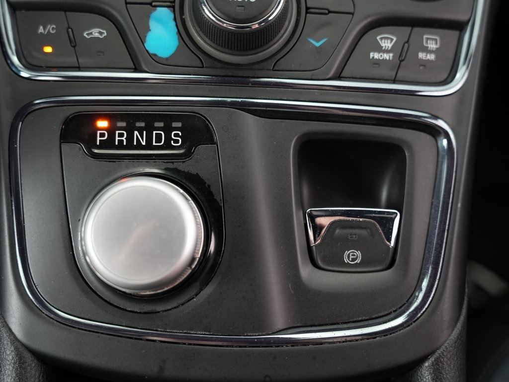 used 2016 Chrysler 200 car, priced at $8,500