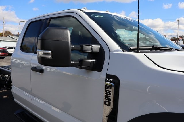 new 2026 Ford F-550SD car, priced at $83,570