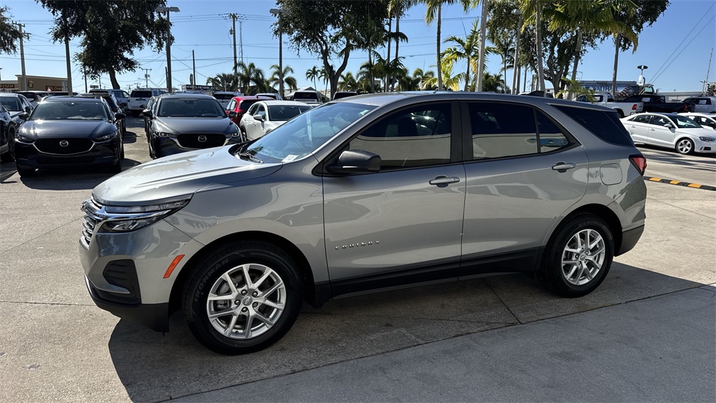 used 2024 Chevrolet Equinox car, priced at $14,998