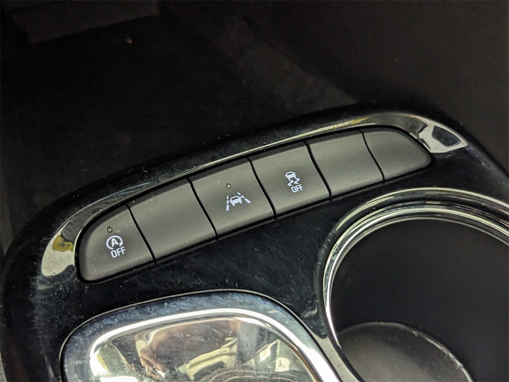 used 2023 Buick Encore GX car, priced at $21,000