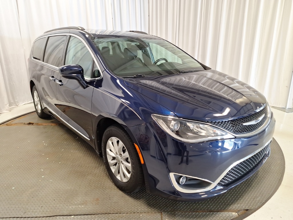used 2017 Chrysler Pacifica car, priced at $11,333