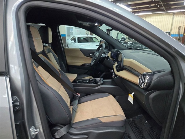 used 2025 Chevrolet Equinox car, priced at $31,511
