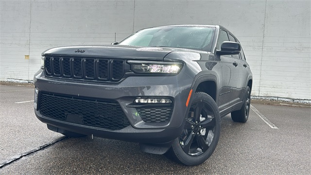 new 2025 Jeep Grand Cherokee car, priced at $48,340