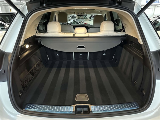 used 2022 Mercedes-Benz GLE car, priced at $49,687