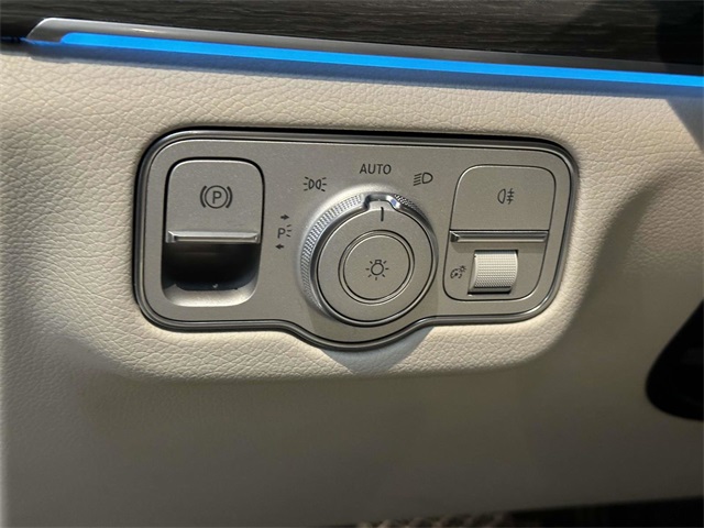 used 2022 Mercedes-Benz GLE car, priced at $49,687