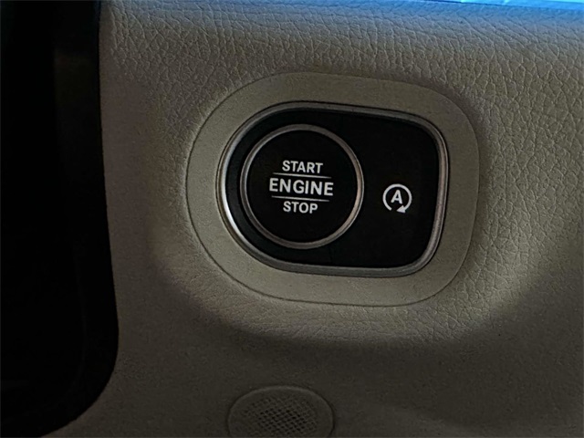 used 2022 Mercedes-Benz GLE car, priced at $49,687