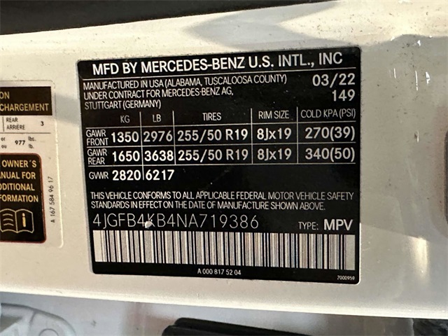 used 2022 Mercedes-Benz GLE car, priced at $49,687