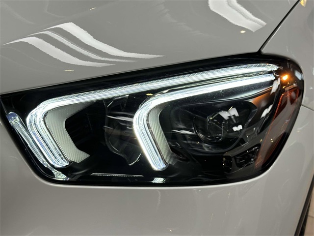 used 2022 Mercedes-Benz GLE car, priced at $49,687