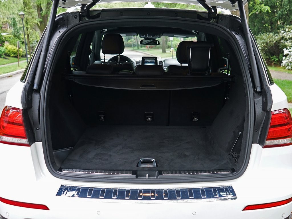 used 2019 Mercedes-Benz GLE car, priced at $20,095