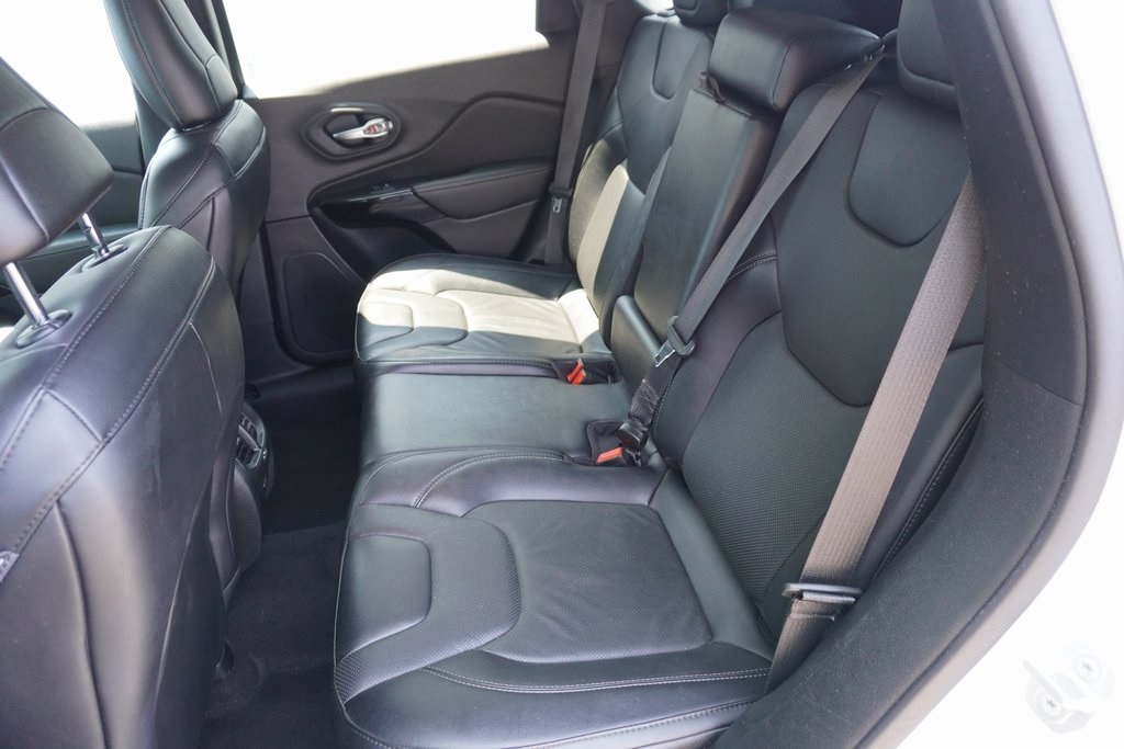 used 2023 Jeep Cherokee car, priced at $23,000