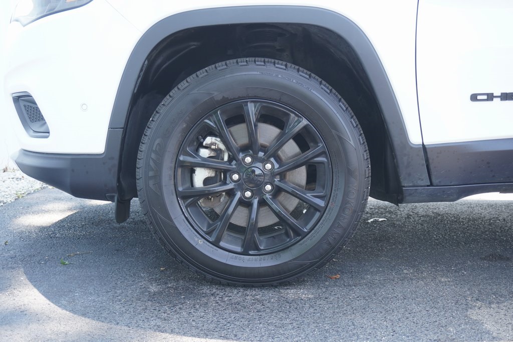 used 2023 Jeep Cherokee car, priced at $23,000