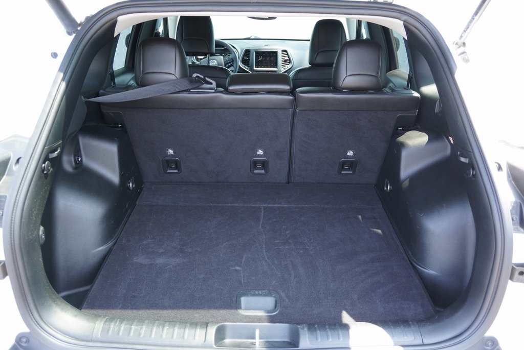 used 2023 Jeep Cherokee car, priced at $23,000