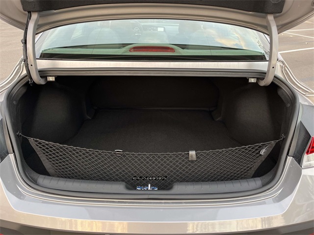 new 2026 Hyundai Elantra Hybrid car, priced at $28,590