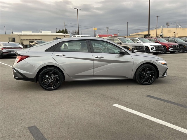 new 2026 Hyundai Elantra Hybrid car, priced at $28,590