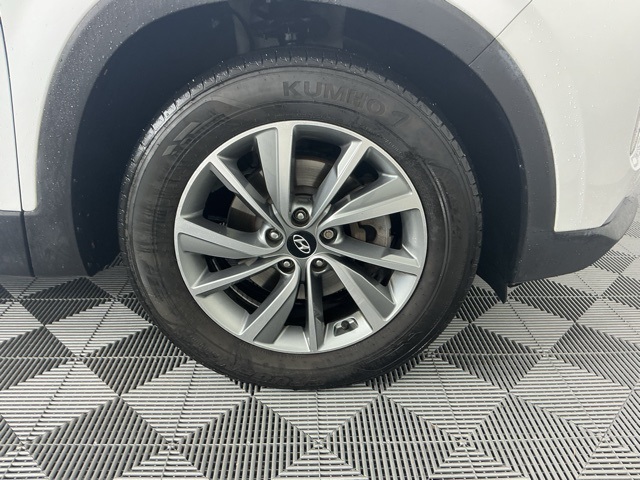 used 2020 Hyundai Santa Fe car, priced at $15,977