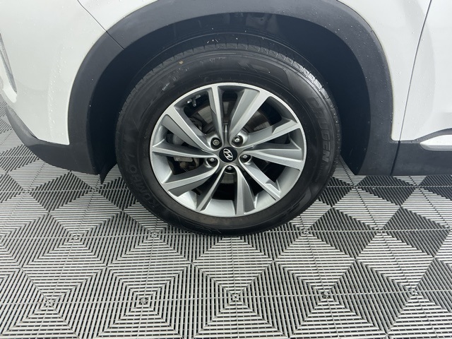 used 2020 Hyundai Santa Fe car, priced at $15,977