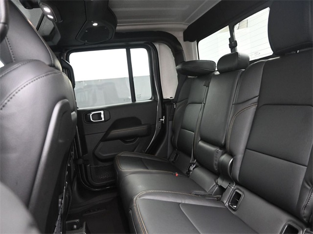 new 2025 Jeep Gladiator car, priced at $43,144