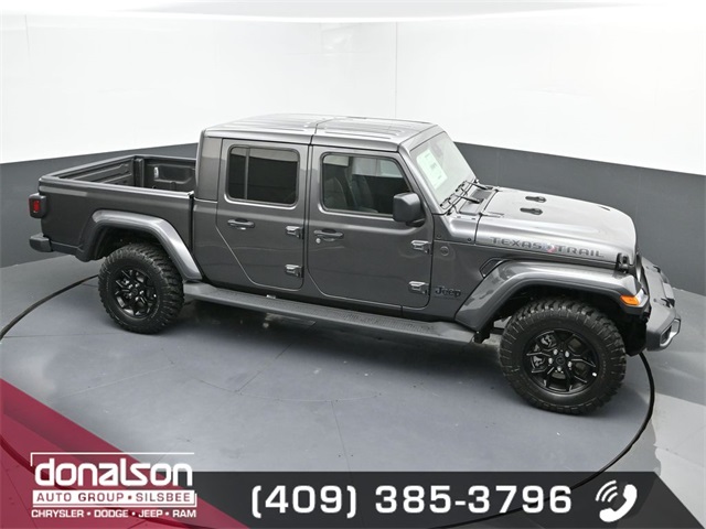 new 2025 Jeep Gladiator car, priced at $43,144