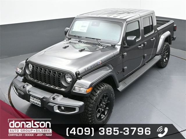 new 2025 Jeep Gladiator car, priced at $43,144