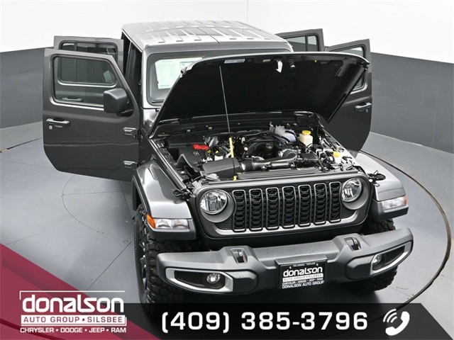 new 2025 Jeep Gladiator car, priced at $43,144