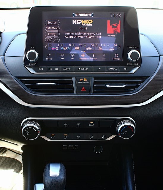 used 2023 Nissan Altima car, priced at $22,000