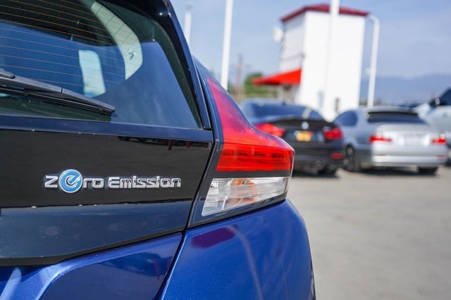 used 2018 Nissan Leaf car, priced at $10,592