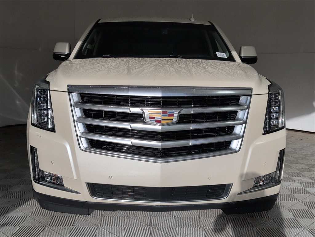 used 2015 Cadillac Escalade car, priced at $21,958