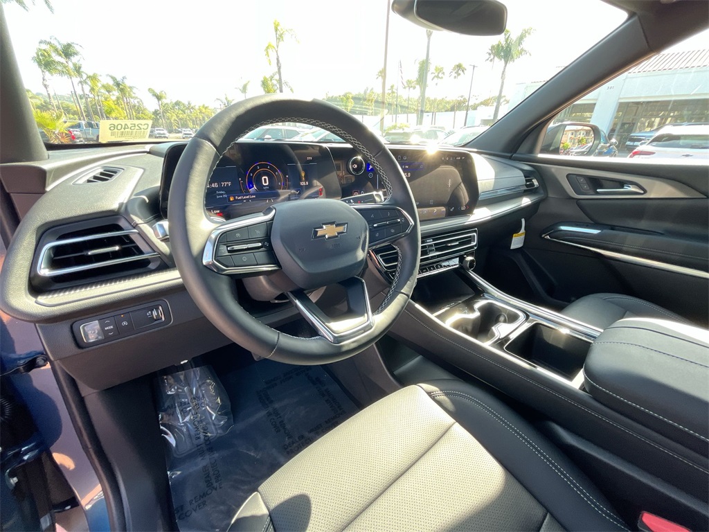 new 2025 Chevrolet Traverse car, priced at $43,745
