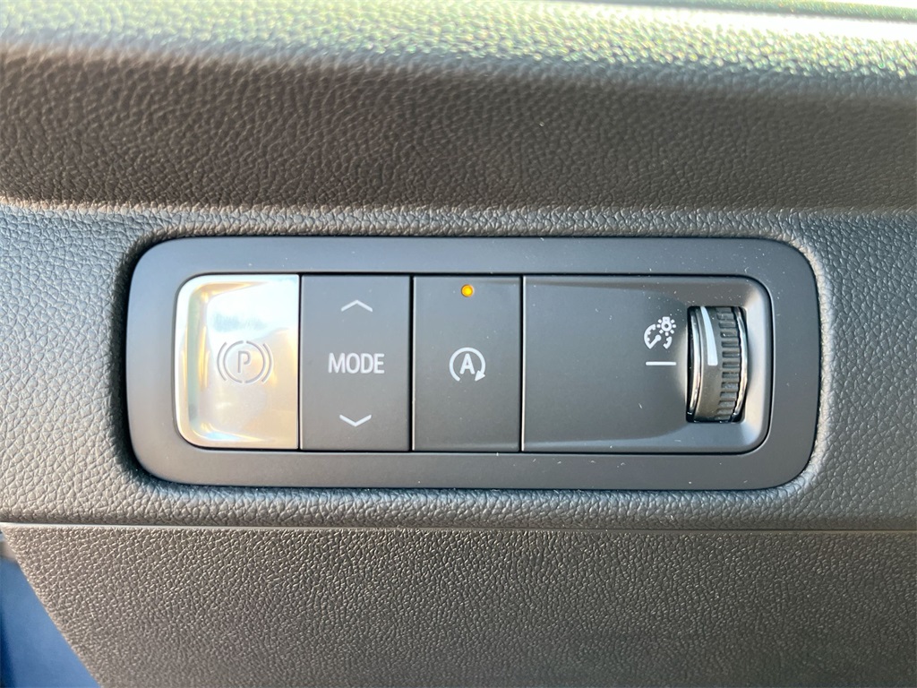 new 2025 Chevrolet Traverse car, priced at $43,745