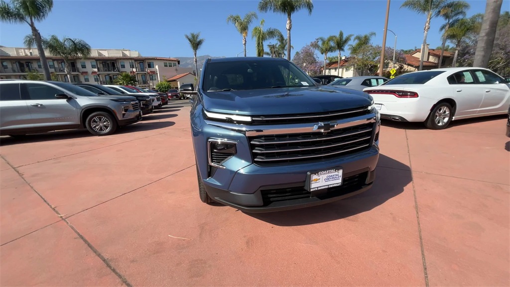 new 2025 Chevrolet Traverse car, priced at $43,745