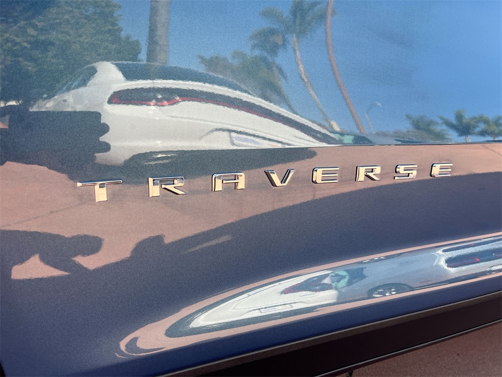 new 2025 Chevrolet Traverse car, priced at $43,745