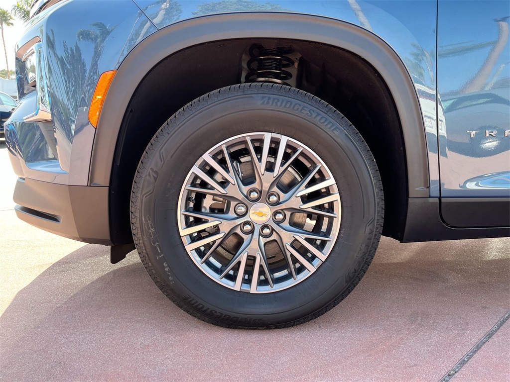 new 2025 Chevrolet Traverse car, priced at $43,745