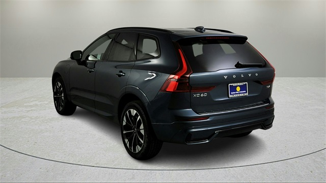 new 2026 Volvo XC60 Plug-In Hybrid car, priced at $69,285