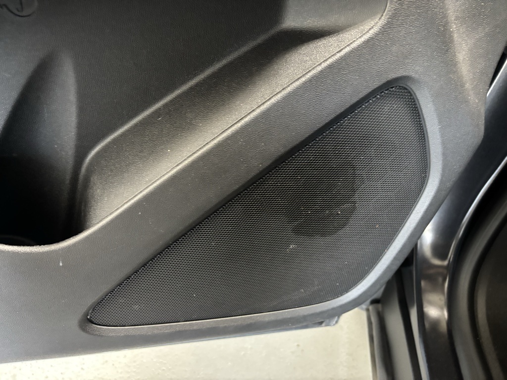 used 2022 Chevrolet Equinox car, priced at $18,500