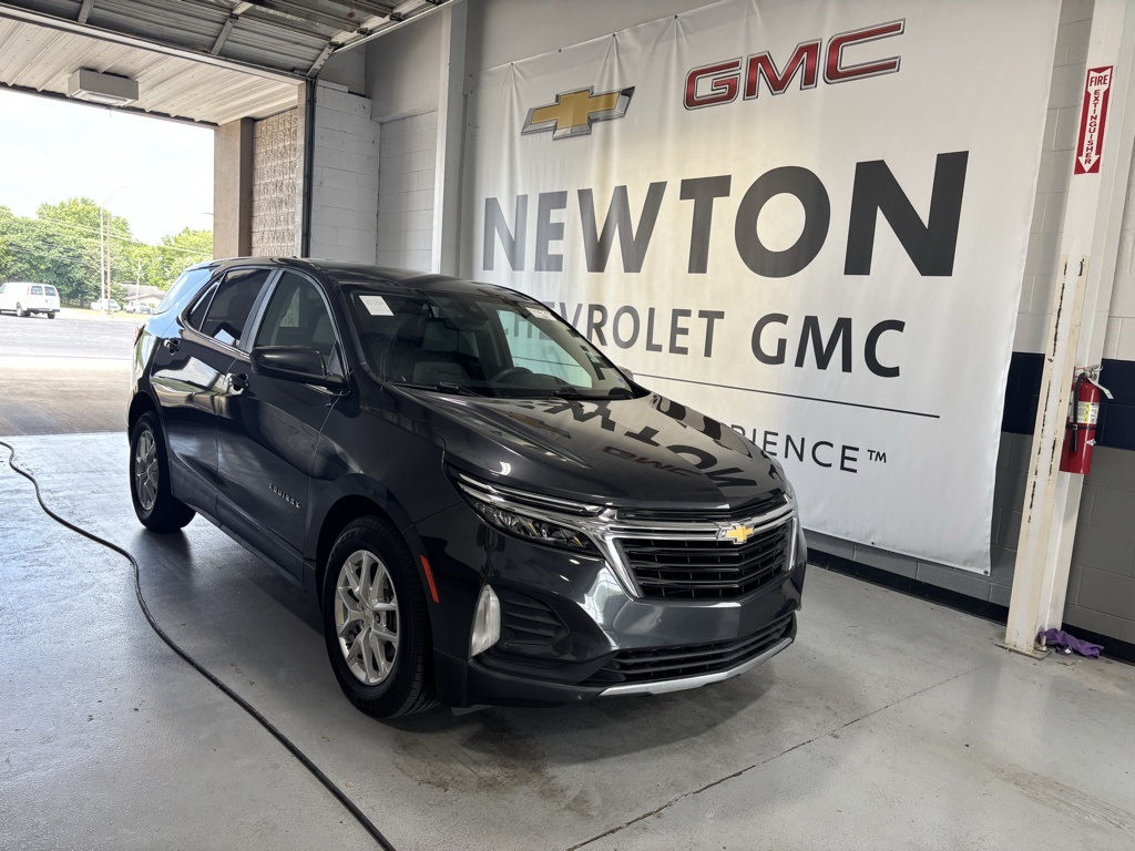 used 2022 Chevrolet Equinox car, priced at $18,500