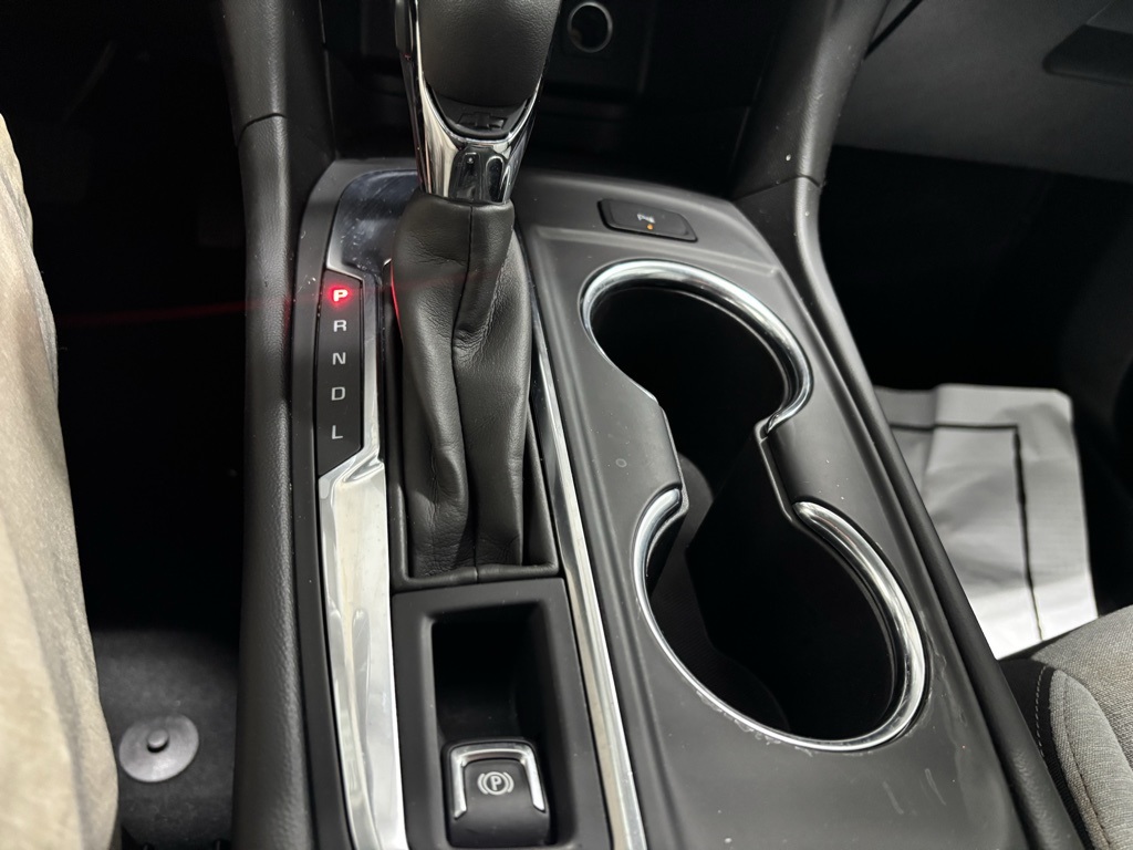used 2022 Chevrolet Equinox car, priced at $18,500