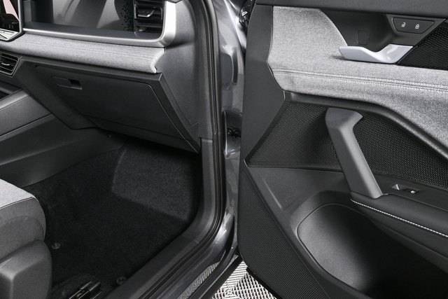 new 2025 Volkswagen Tiguan car, priced at $32,501