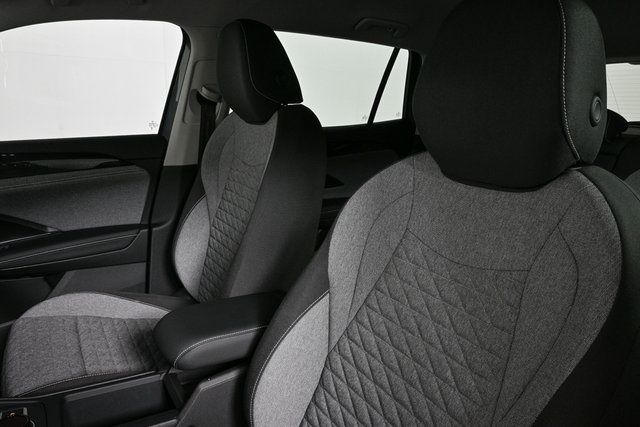 new 2025 Volkswagen Tiguan car, priced at $32,501