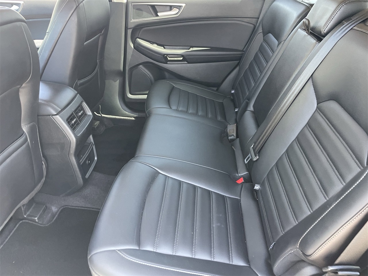 used 2024 Ford Edge car, priced at $22,530