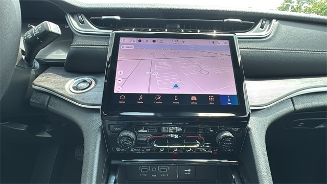 new 2025 Jeep Grand Cherokee car, priced at $44,494