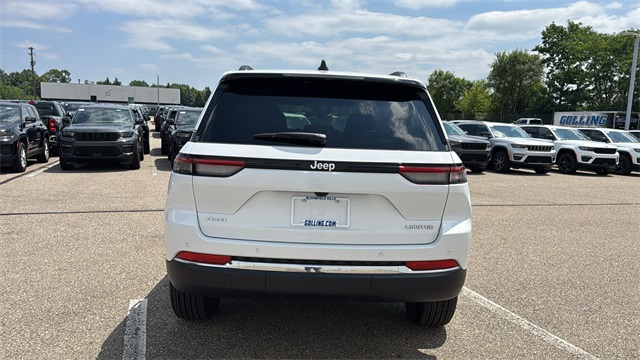 new 2025 Jeep Grand Cherokee car, priced at $44,494