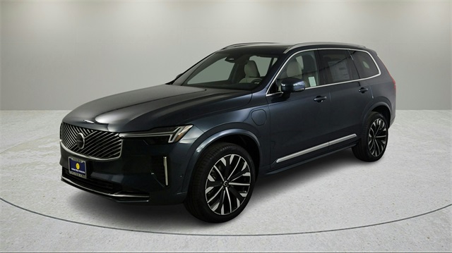 new 2026 Volvo XC90 Plug-In Hybrid car, priced at $81,875