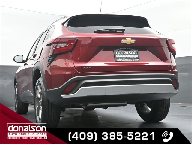 new 2025 Chevrolet Trax car, priced at $24,095
