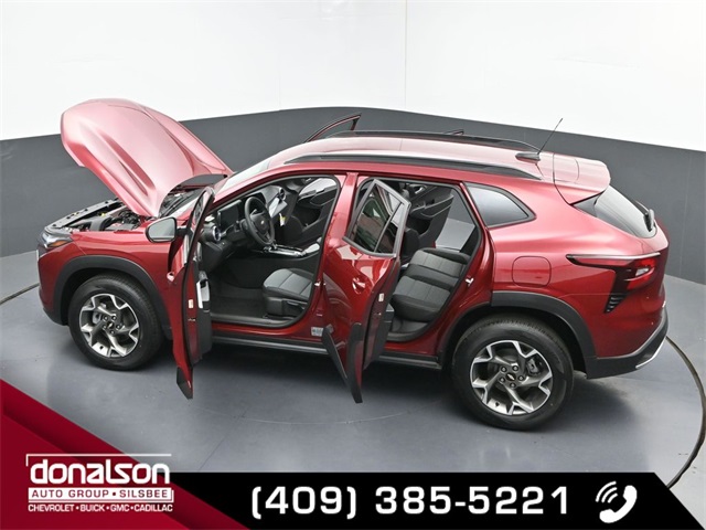 new 2025 Chevrolet Trax car, priced at $24,095