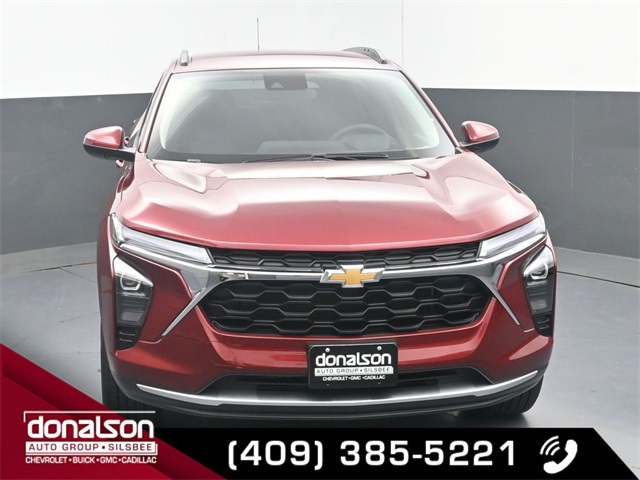 new 2025 Chevrolet Trax car, priced at $24,095