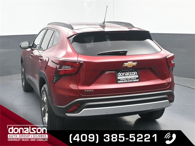 new 2025 Chevrolet Trax car, priced at $24,095